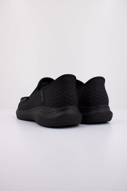 SKECHERS SLIP-INS: PARSON-OSW en color BBK  (3)