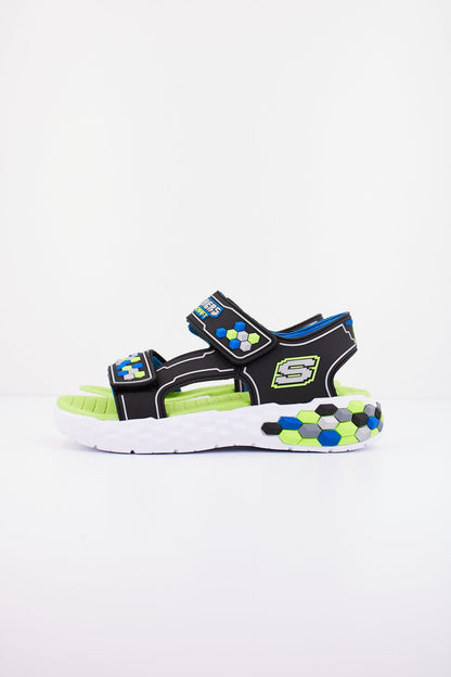 SKECHERS CUBOSHORE en color BBLM  (1)