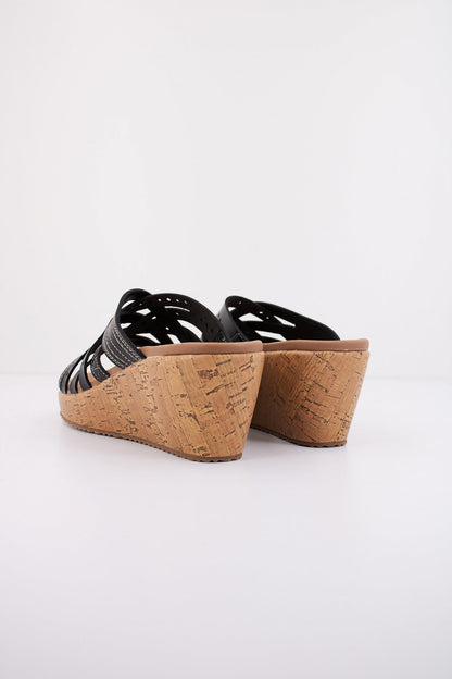 SKECHERS BEVERLEE - HOT SPRIN en color BLK  (3)