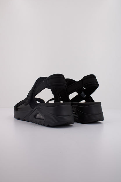 SKECHERS UNO - SUMMER STAND  en color BBK  (4)