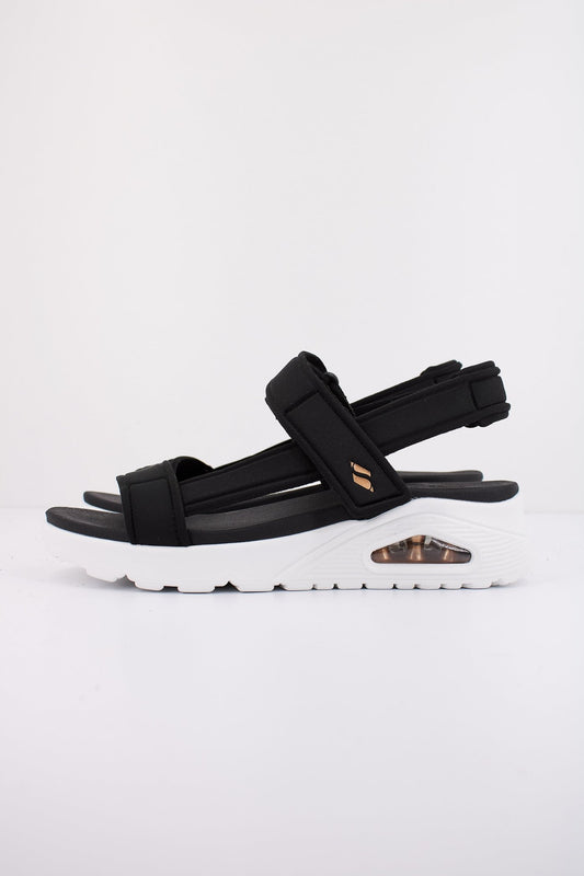 SKECHERS UNO - SUMMER STAND  en color BLK  (1)