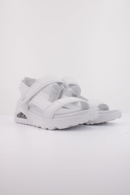 SKECHERS UNO - SUMMER STAND  en color WHT  (2)