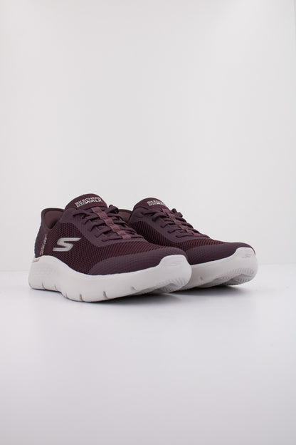 SKECHERS SLIP-INS  GO WALK FL en color BURG  (2)
