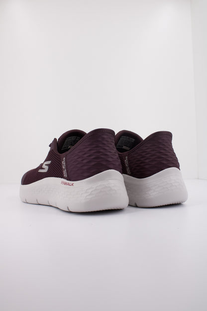 SKECHERS SLIP-INS  GO WALK FL en color BURG  (4)