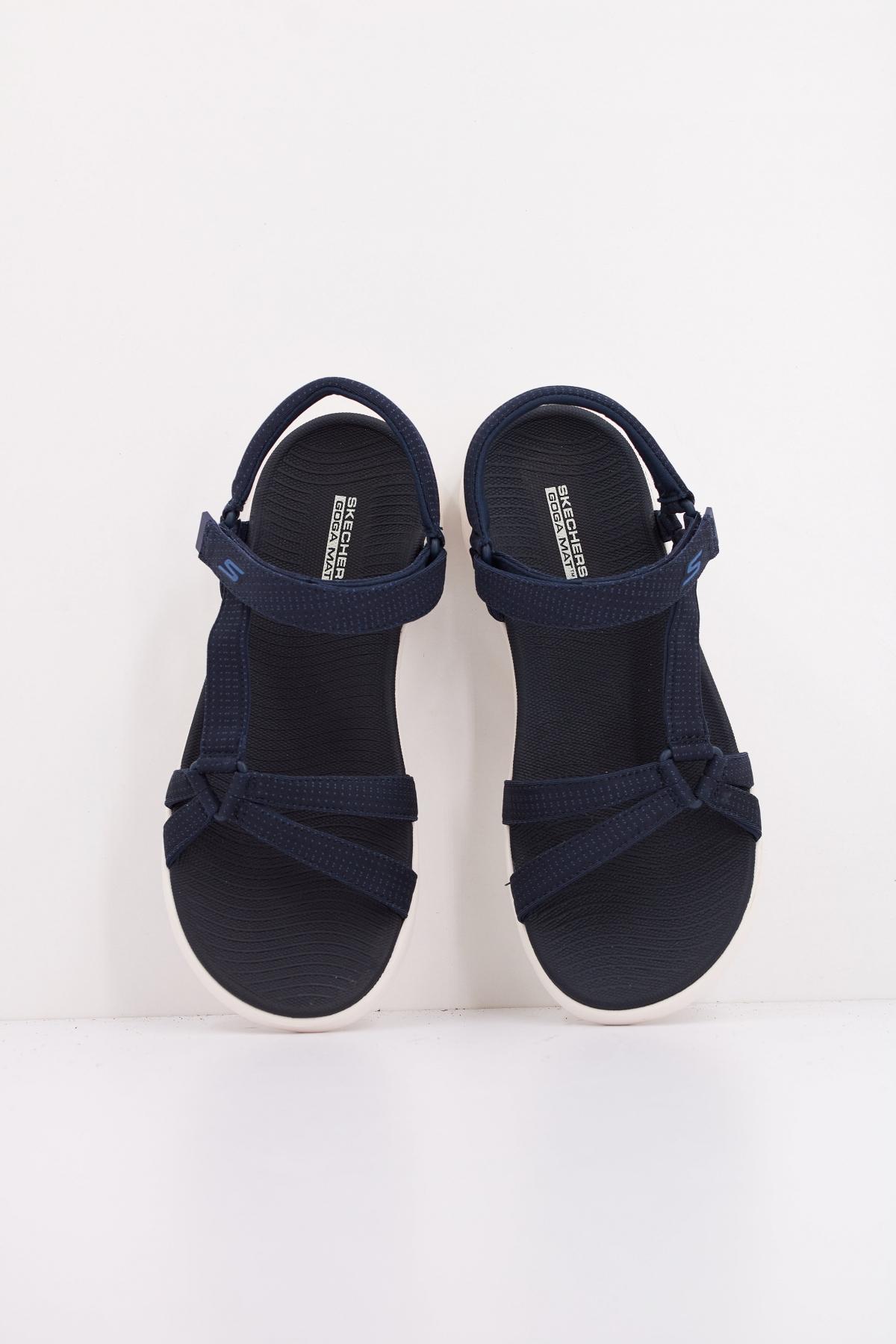 SKECHERS GO WALK FLEX SANDAL en color NVY  (3)