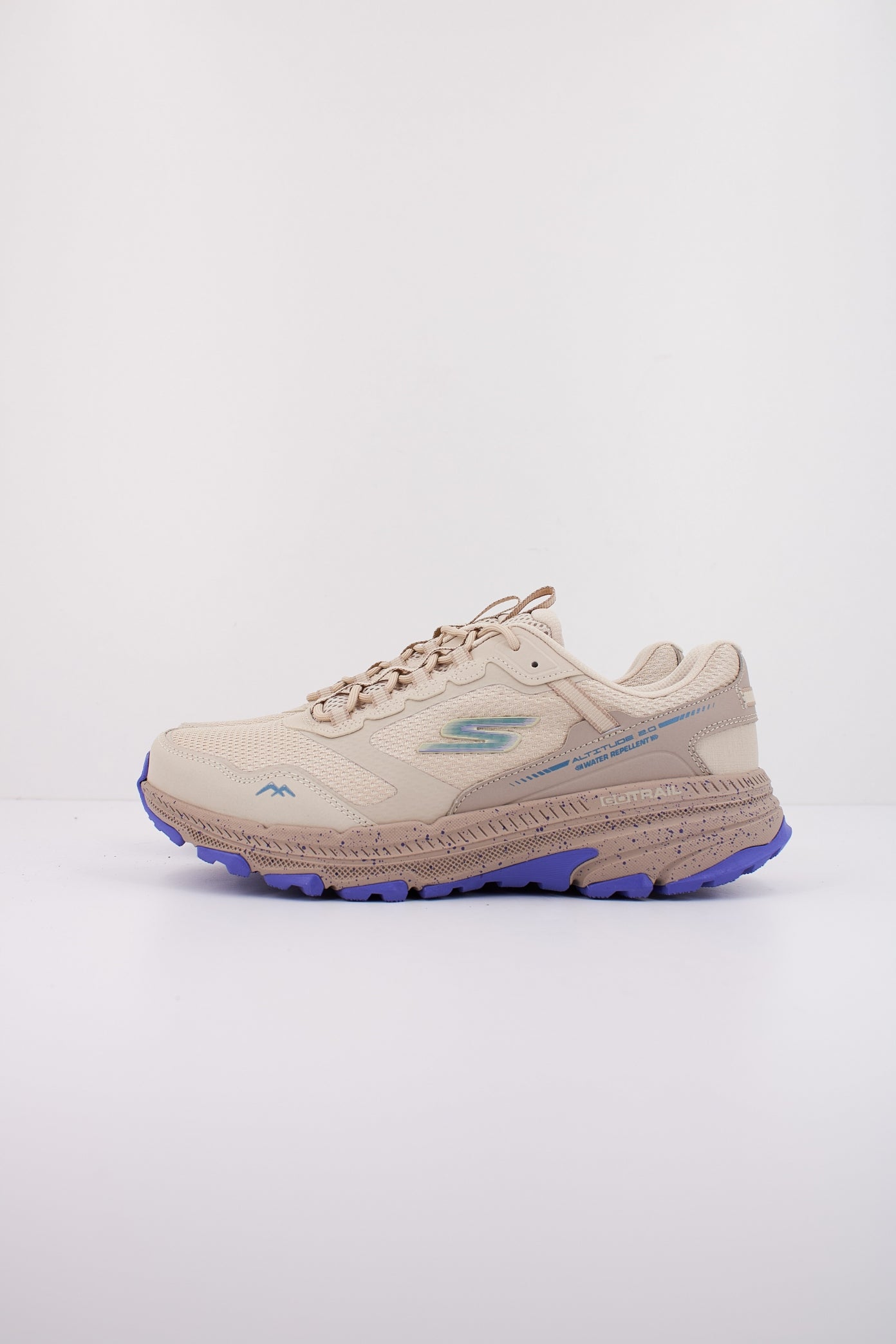 SKECHERS GO RUN TRAIL ALTITUD en color NTPR  (1)