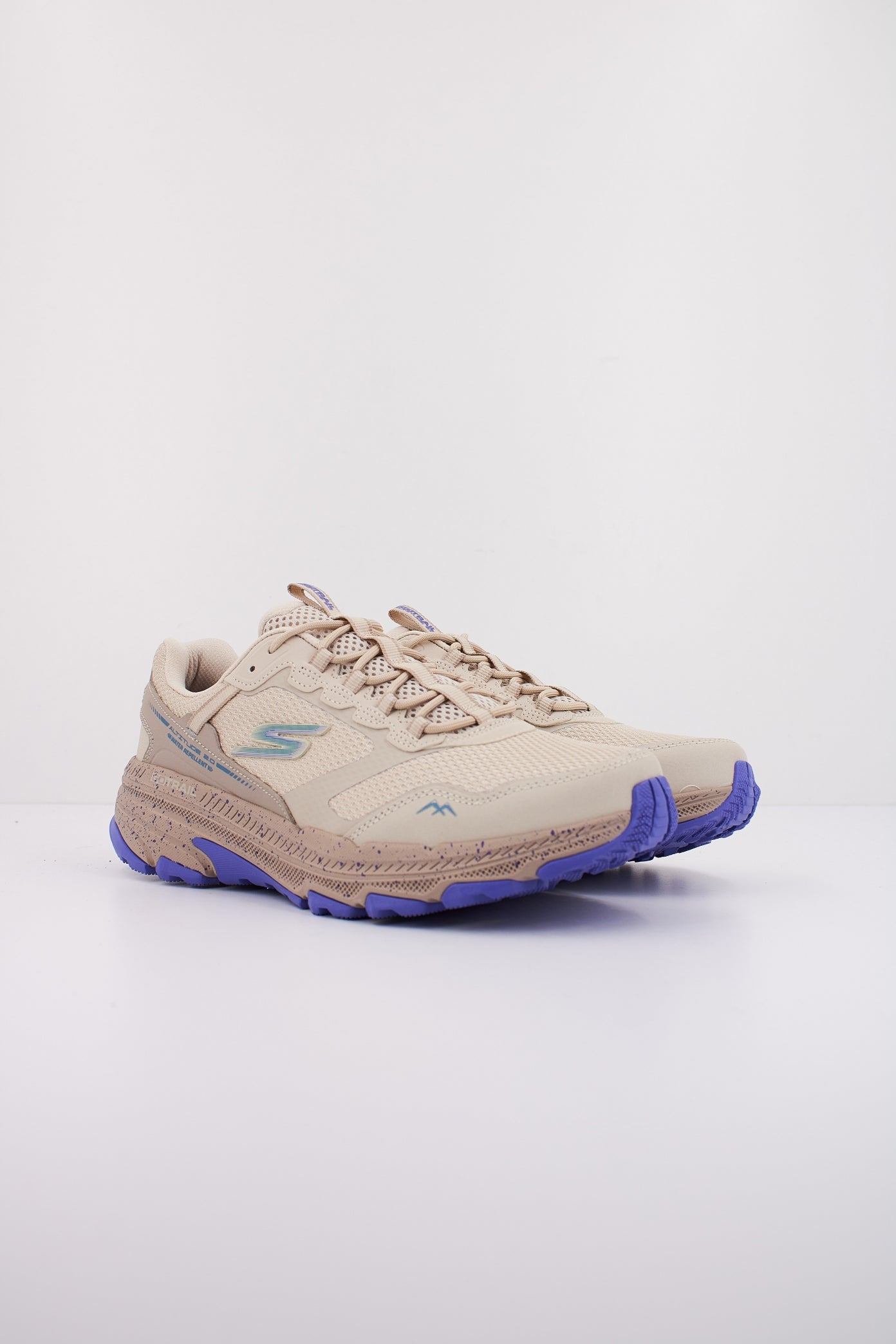 SKECHERS GO RUN TRAIL ALTITUD en color NTPR  (2)