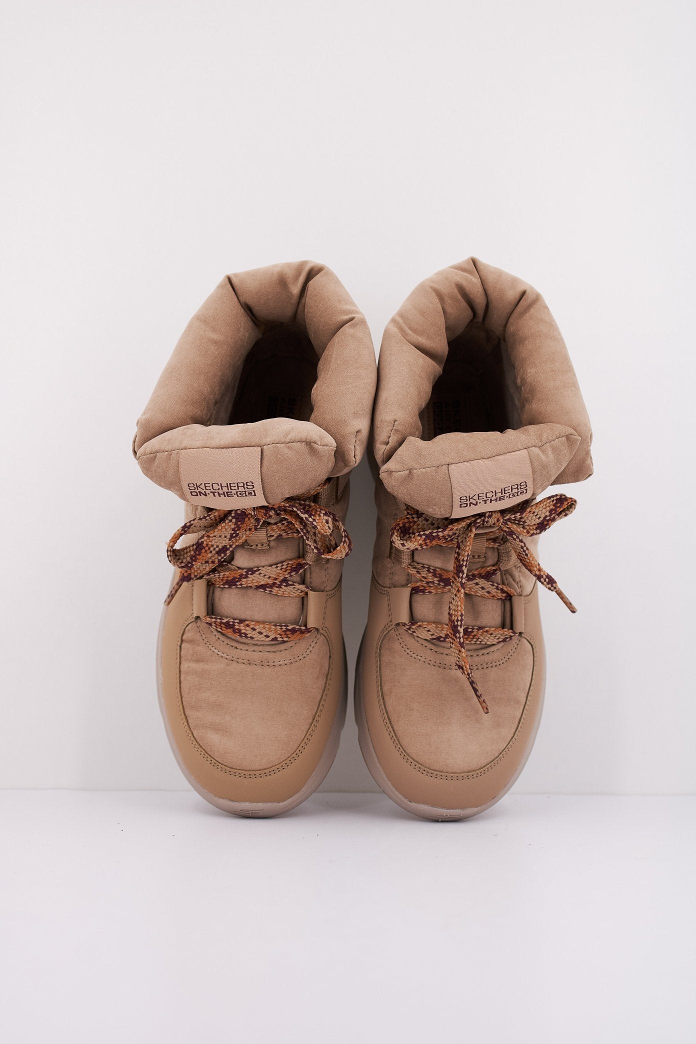 SKECHERS GLACIAL ULTRA-TREND en color TAN  (3)