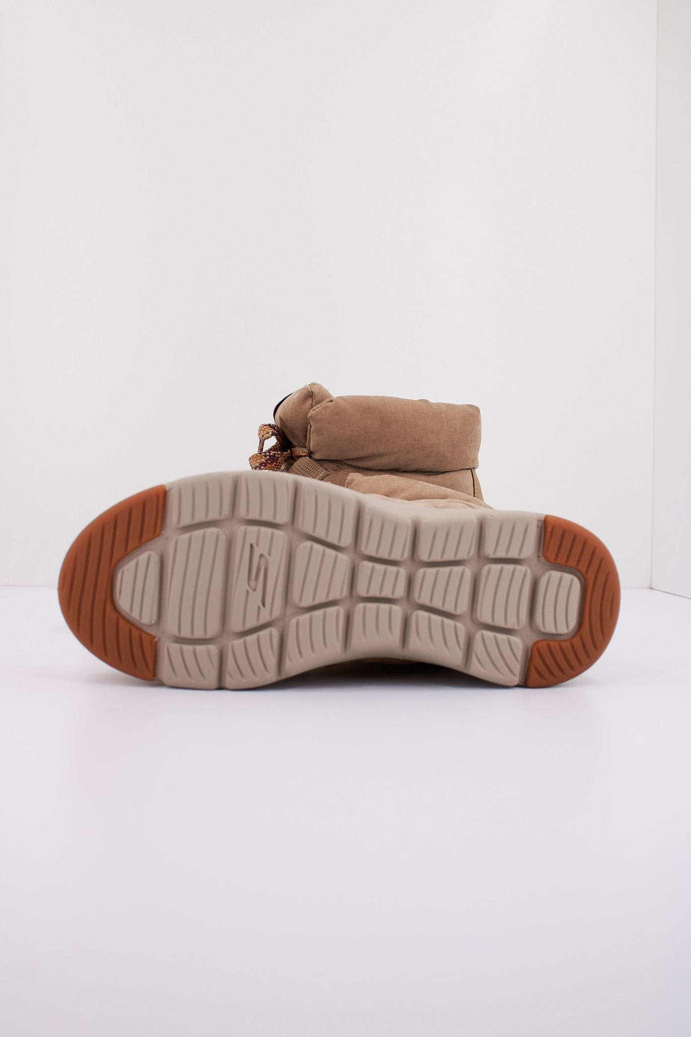 SKECHERS GLACIAL ULTRA-TREND en color TAN  (5)