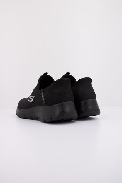 SKECHERS SUMMITS-UNKNOWN TRAI en color BBK  (4)