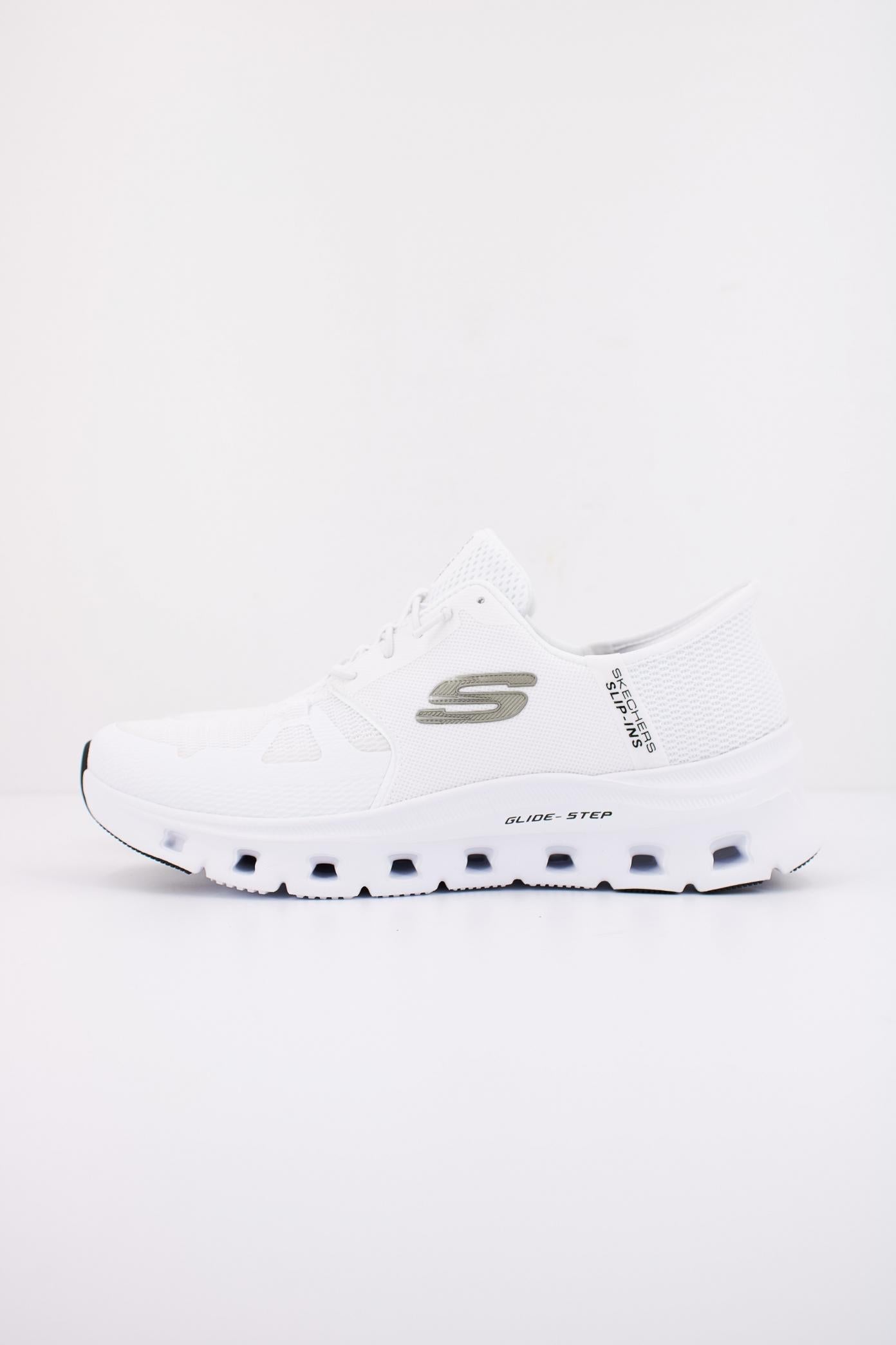 SKECHERS GLIDE-STEP PRO en color WHT  (1)