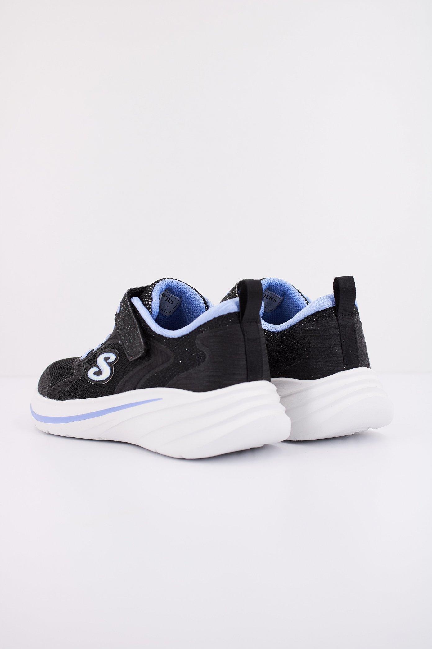 SKECHERS WAVE  en color BLK  (4)