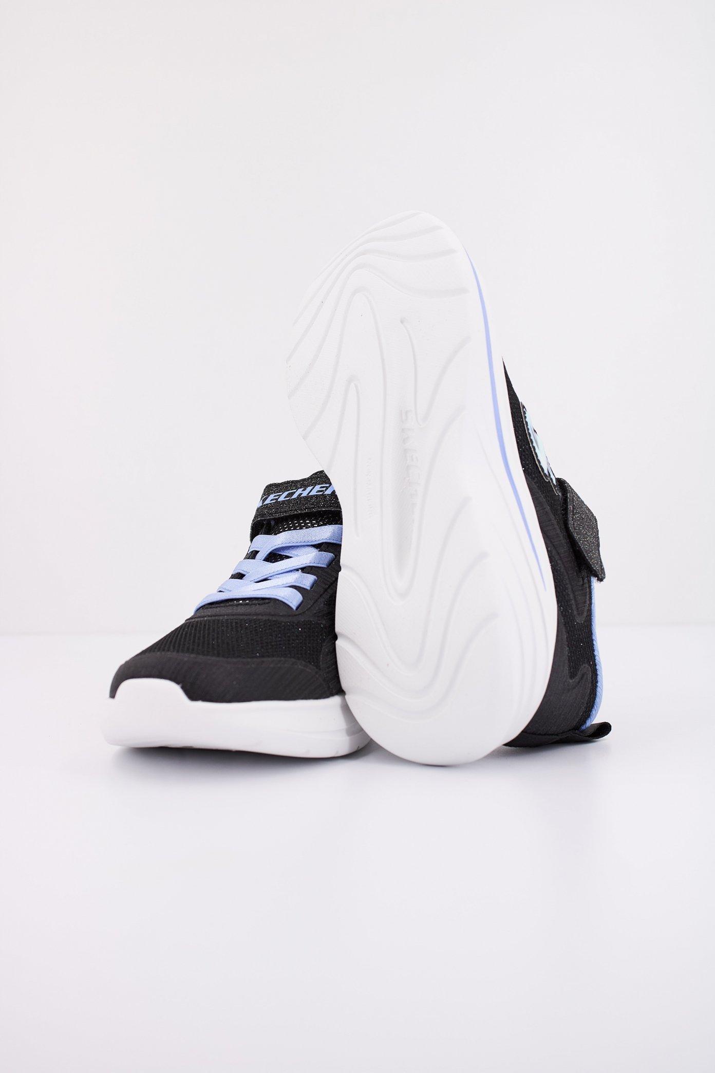 SKECHERS WAVE  en color BLK  (5)