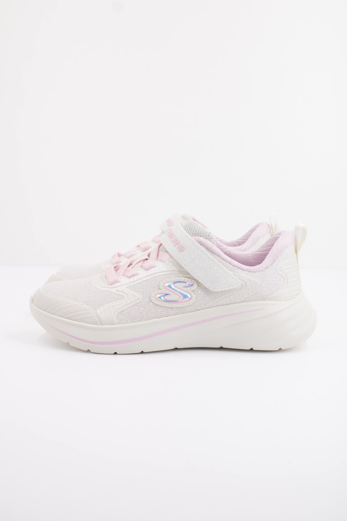 SKECHERS WAVE  en color NAT  (1)