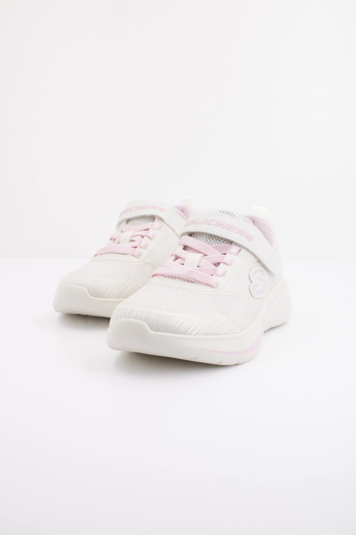 SKECHERS WAVE  en color NAT  (2)