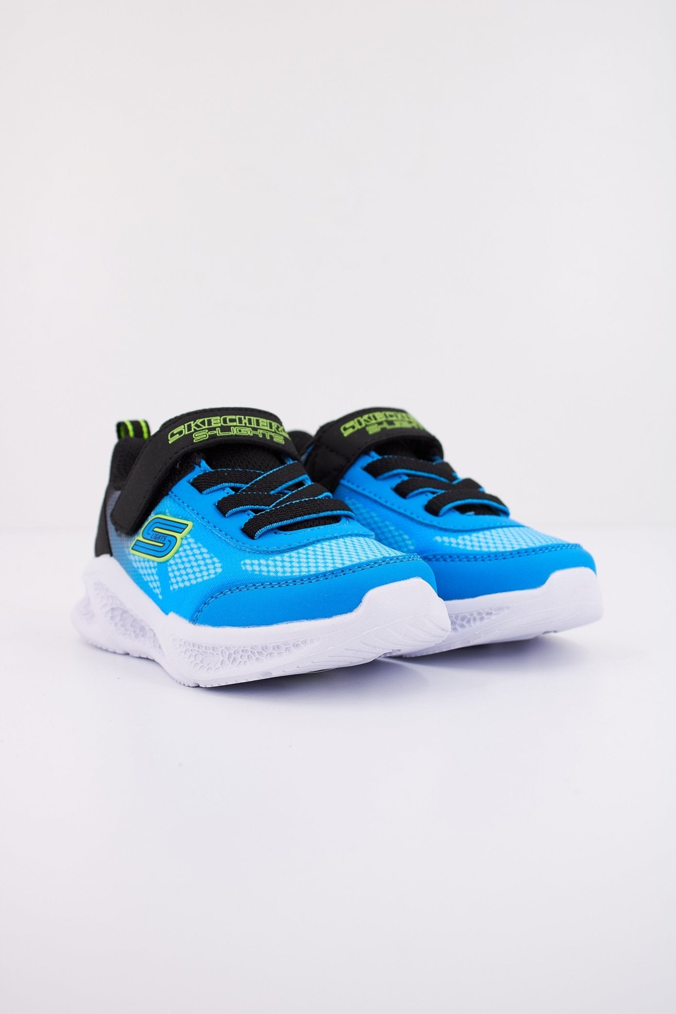 SKECHERS N en color BKBL  (2)