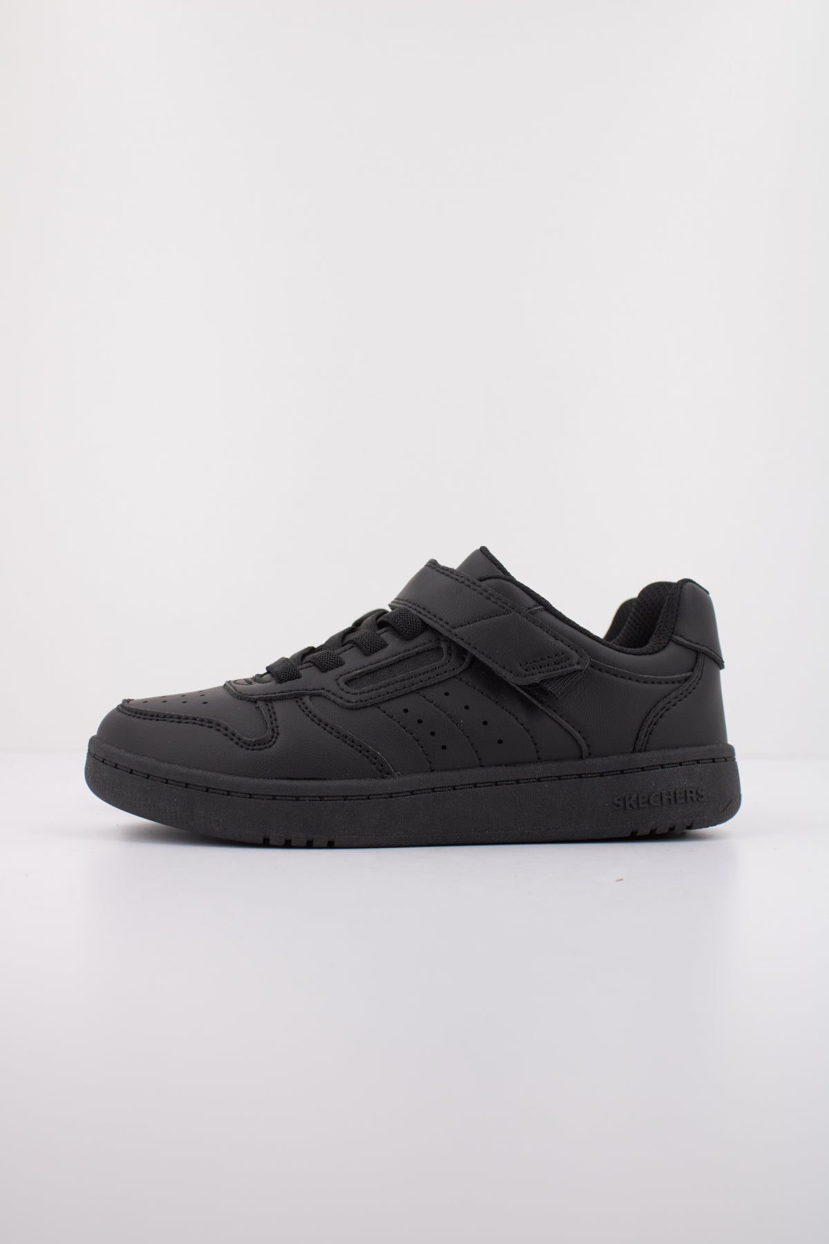 SKECHERS QUICK STREET en color BBK  (1)