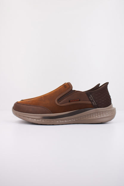 SKECHERS SLADE - COOPER SLIP- en color CDB  (1)