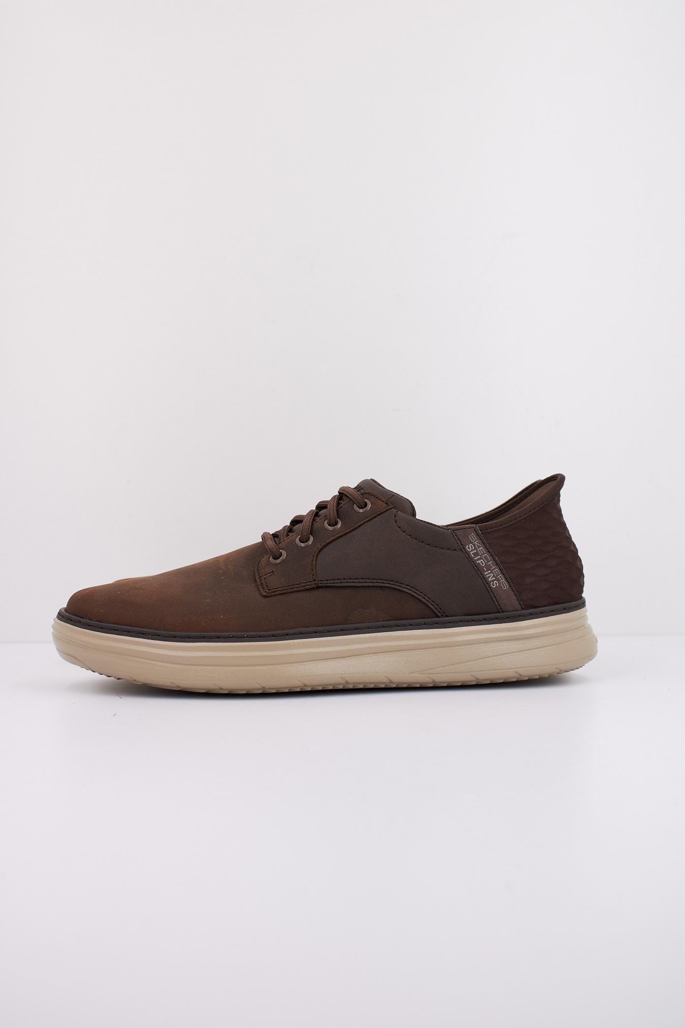 SKECHERS SLIP INS HYLAND - RA en color COC  (1)