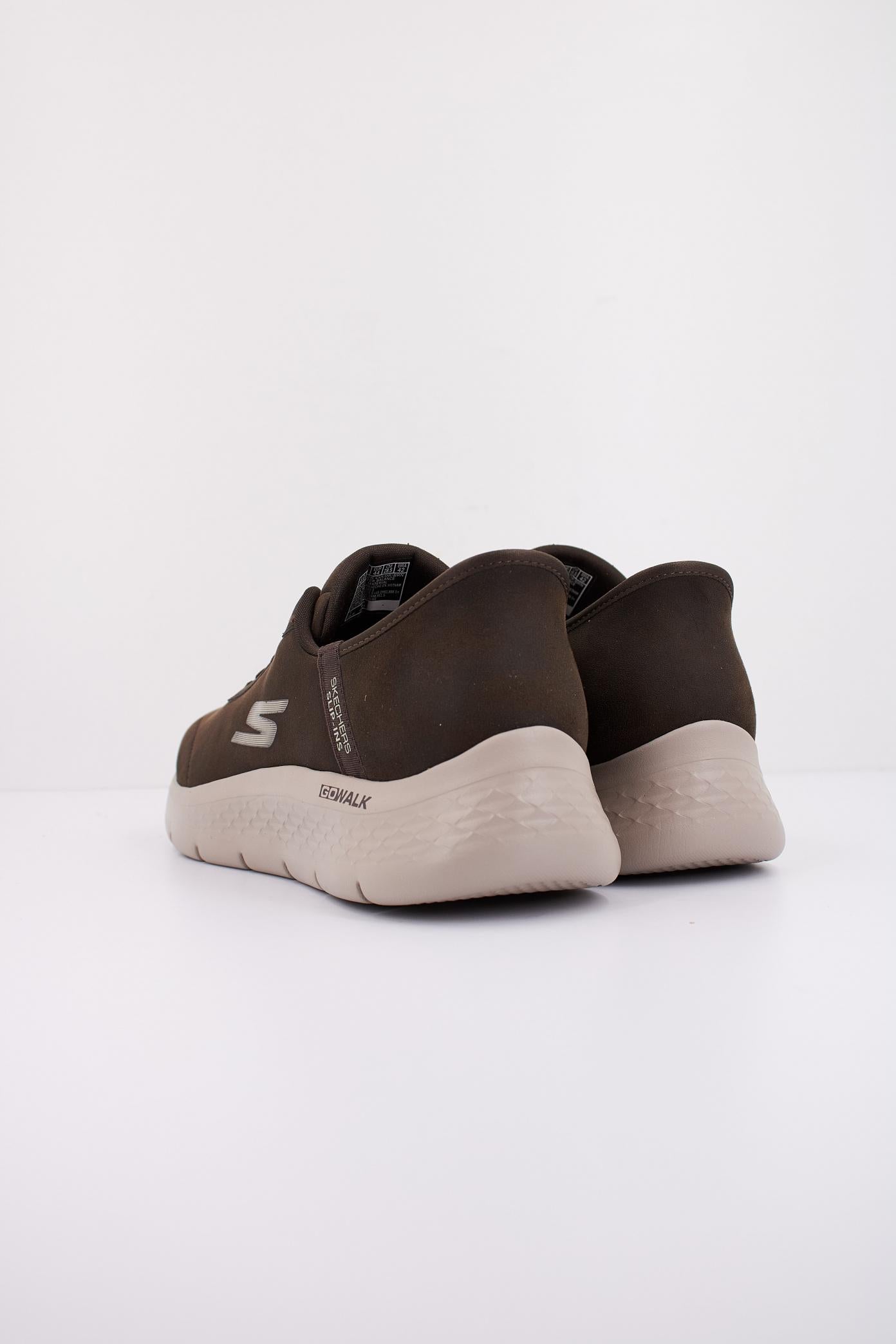 SKECHERS SLIP - INS GO WALK F en color BRN  (4)