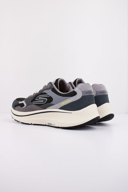 SKECHERS RUN CONSISTENT . en color CCBK  (4)
