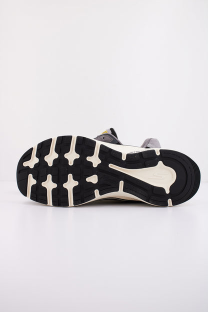 SKECHERS RUN CONSISTENT . en color CCBK  (5)