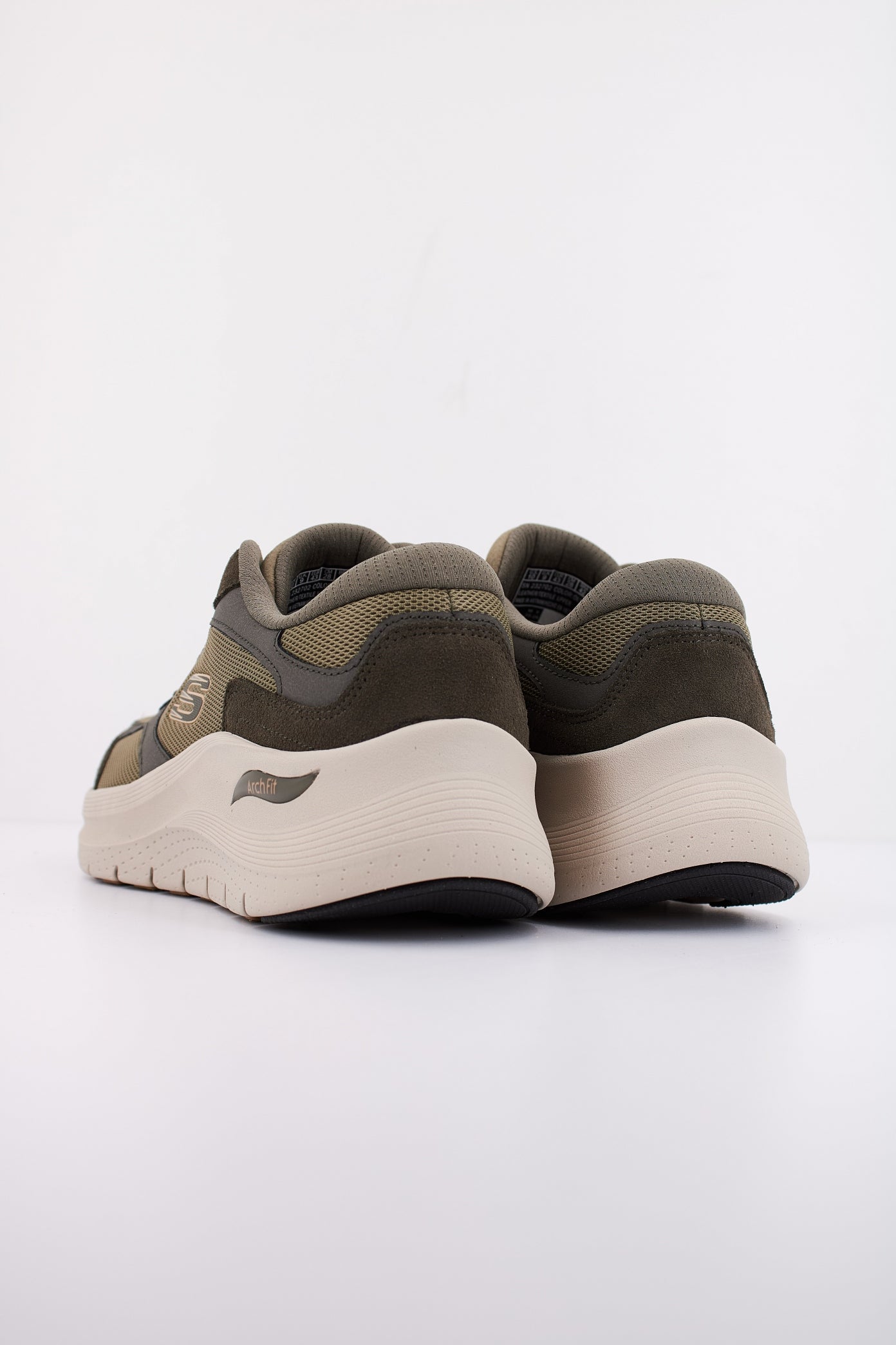 SKECHERS ARCH FIT . - THE K en color OLV  (4)