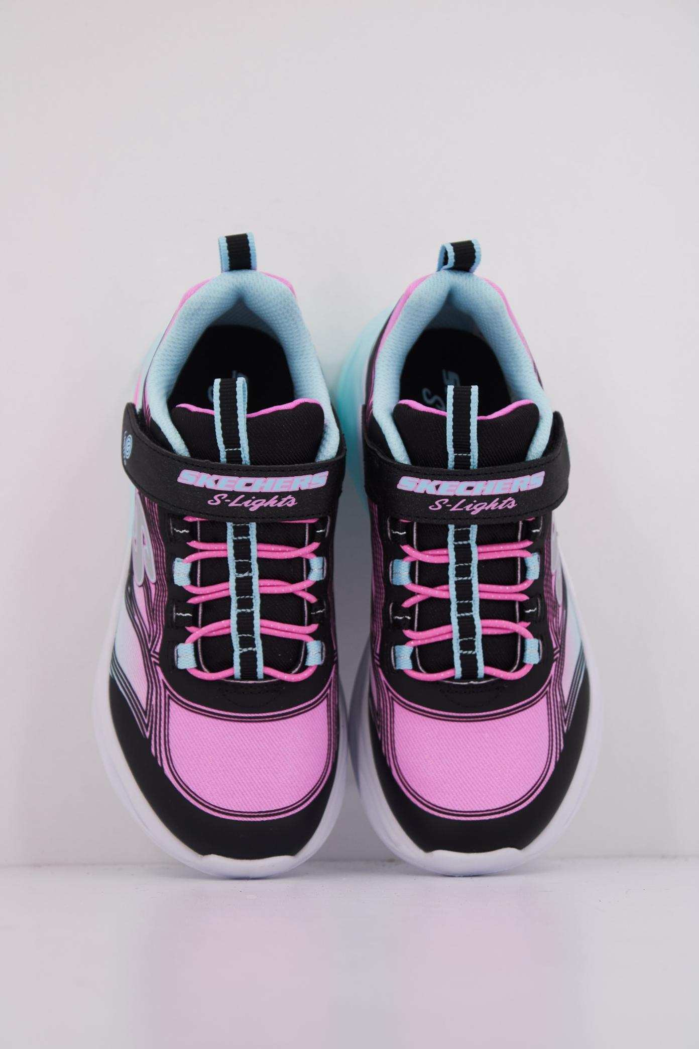 SKECHERS COSMIC GLOW en color BKMT  (3)