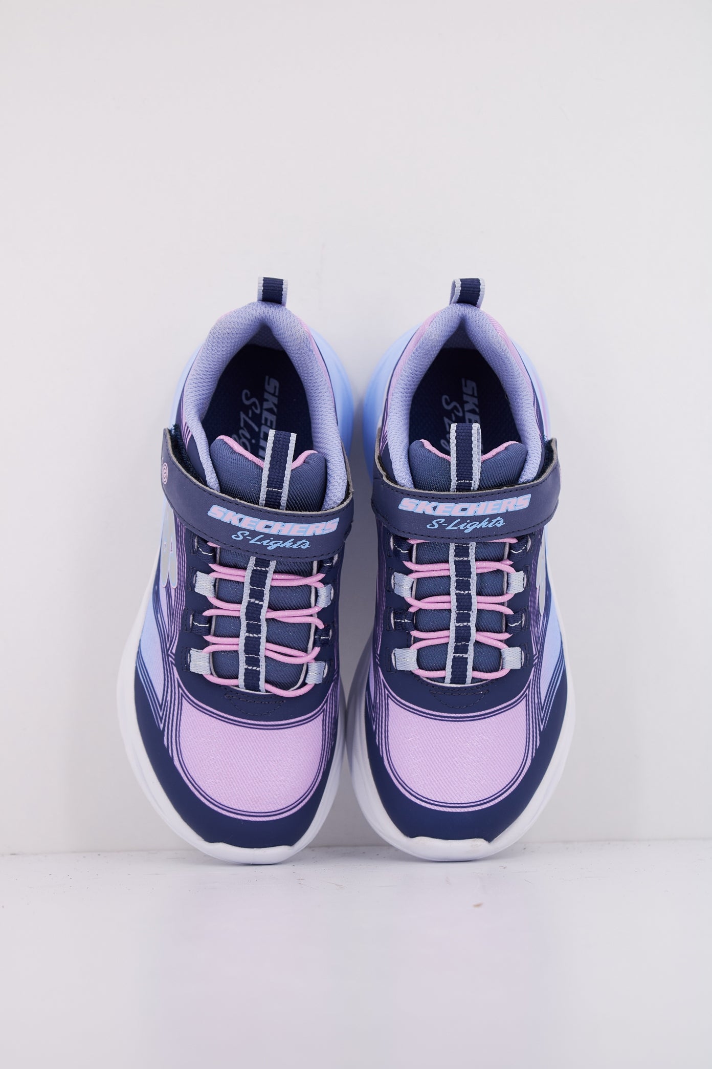 SKECHERS COSMIC GLOW en color NVMT  (3)