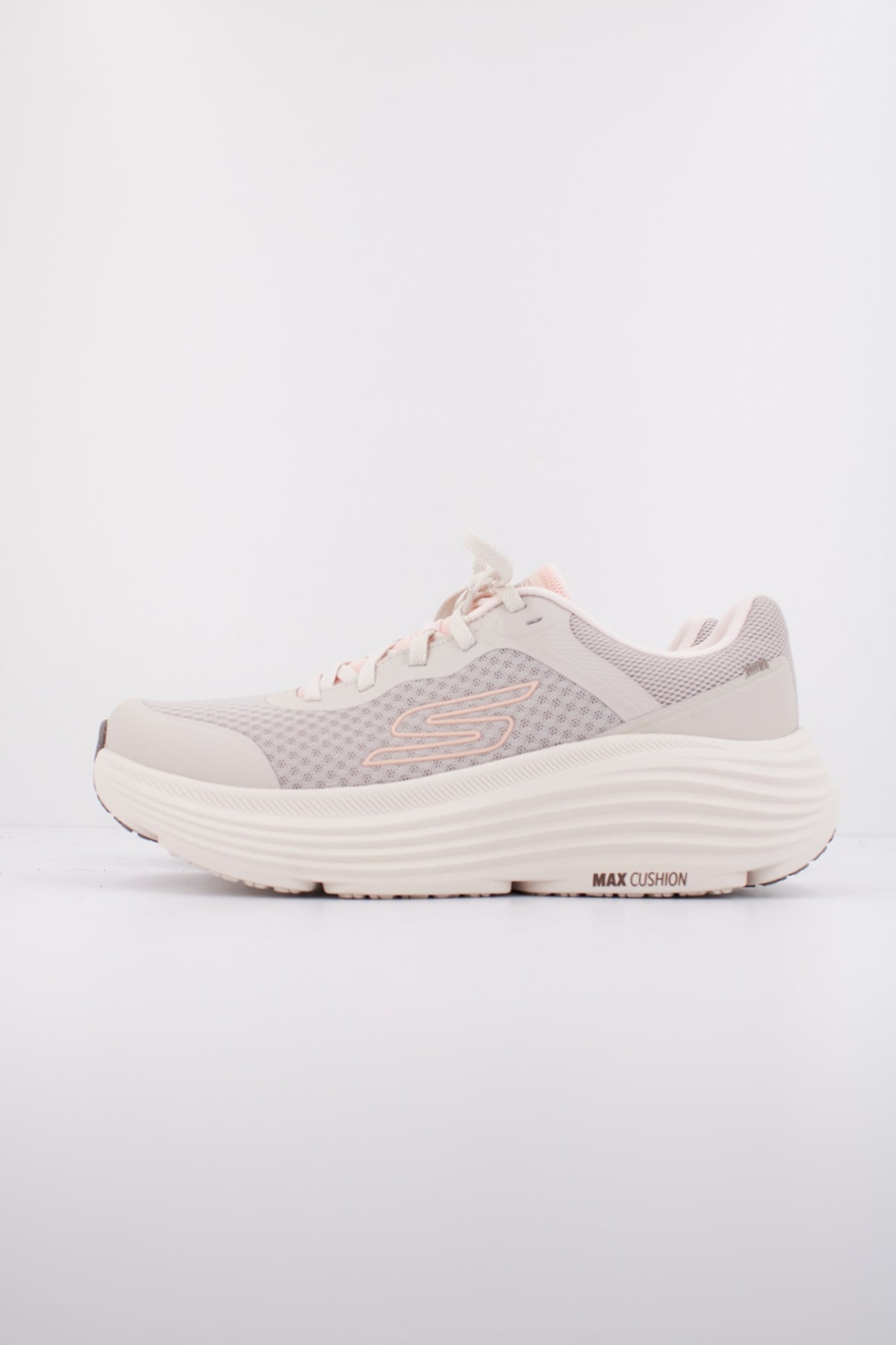 SKECHERS MAX CUSHIONING ENDEA en color NAT  (1)