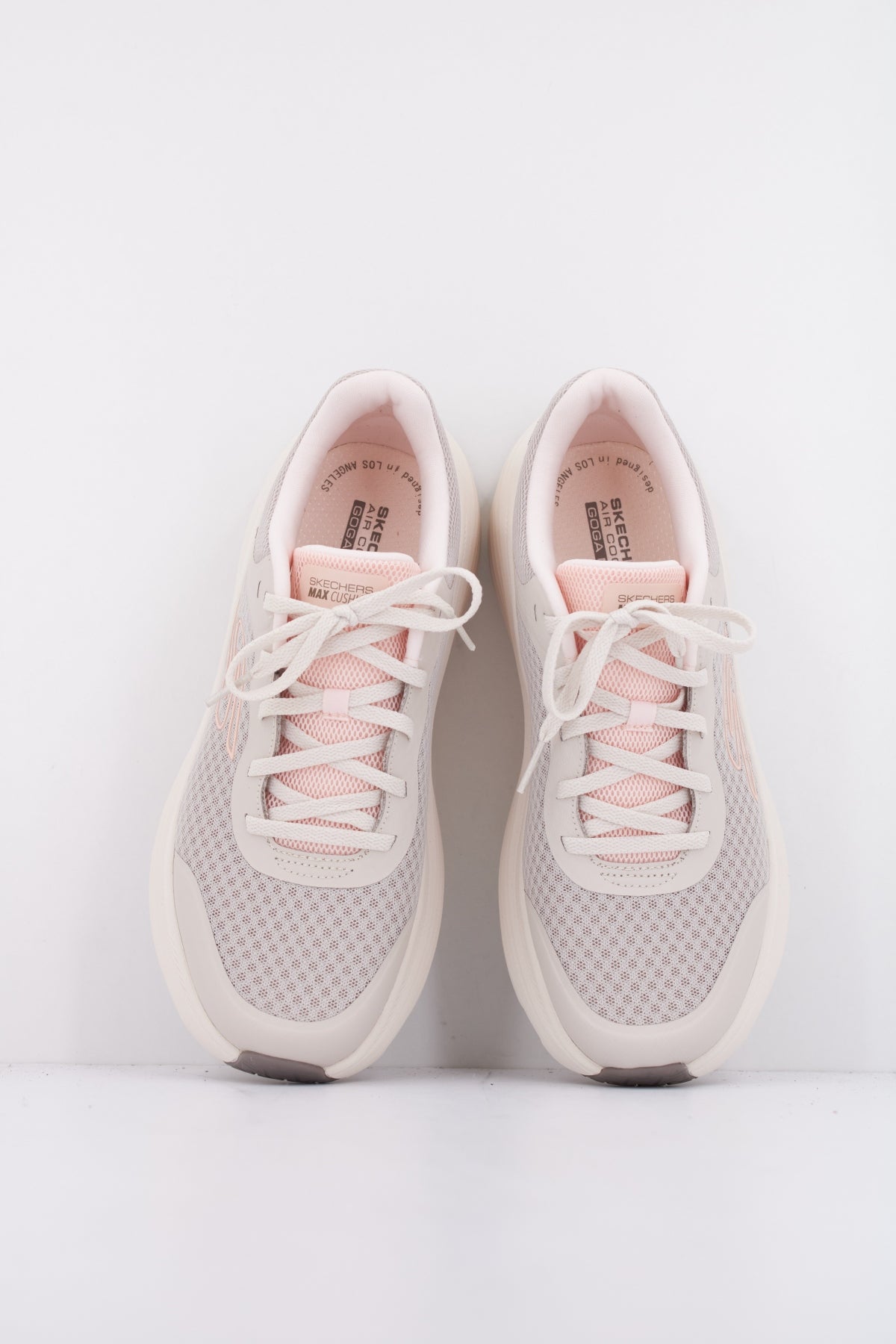 SKECHERS MAX CUSHIONING ENDEA en color NAT  (3)