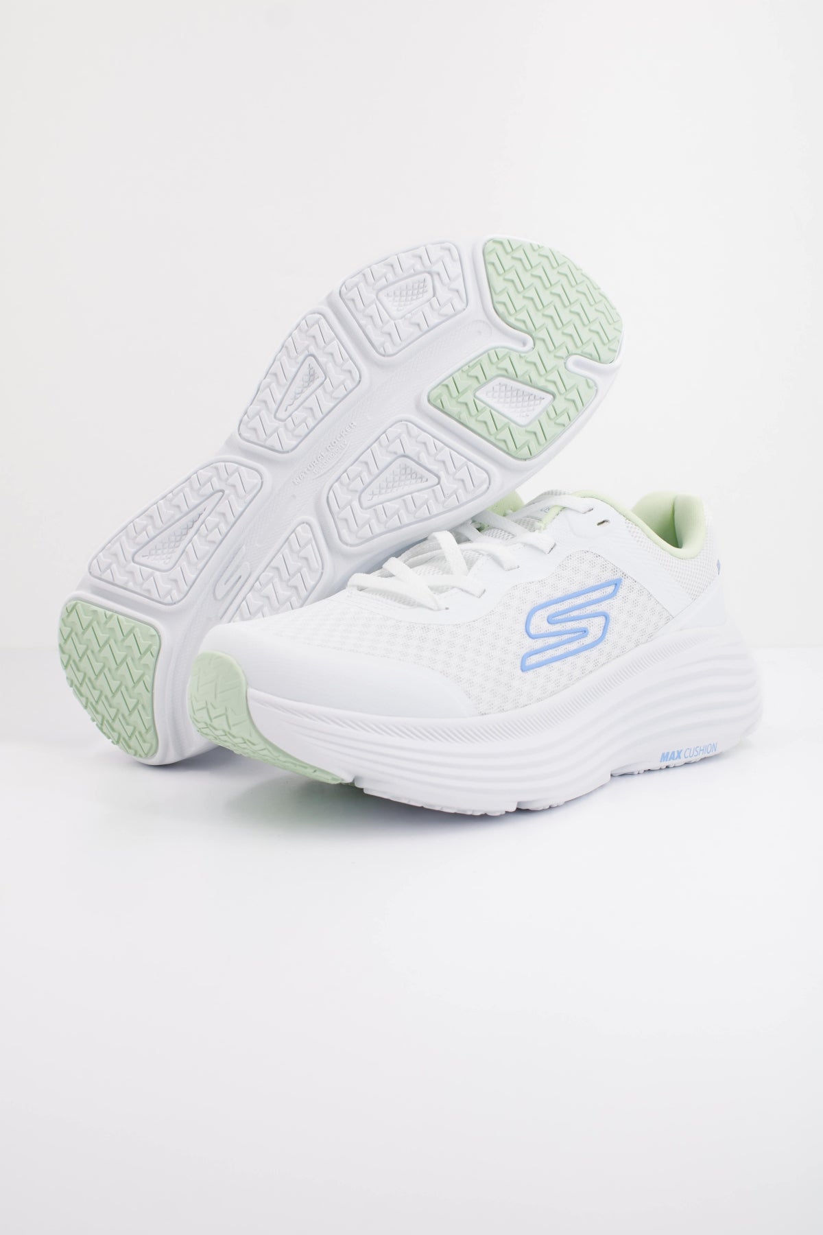 SKECHERS MAX CUSHIONING ENDEA en color WMNT  (5)