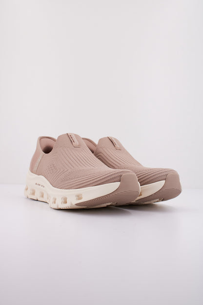 SKECHERS GLIDE STEP PRO SLIP- en color TAN  (2)