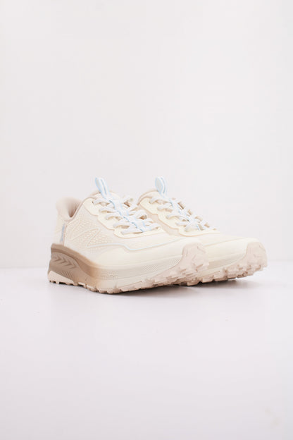 SKECHERS SLIP-INS SWITCH BACK en color NAT  (2)
