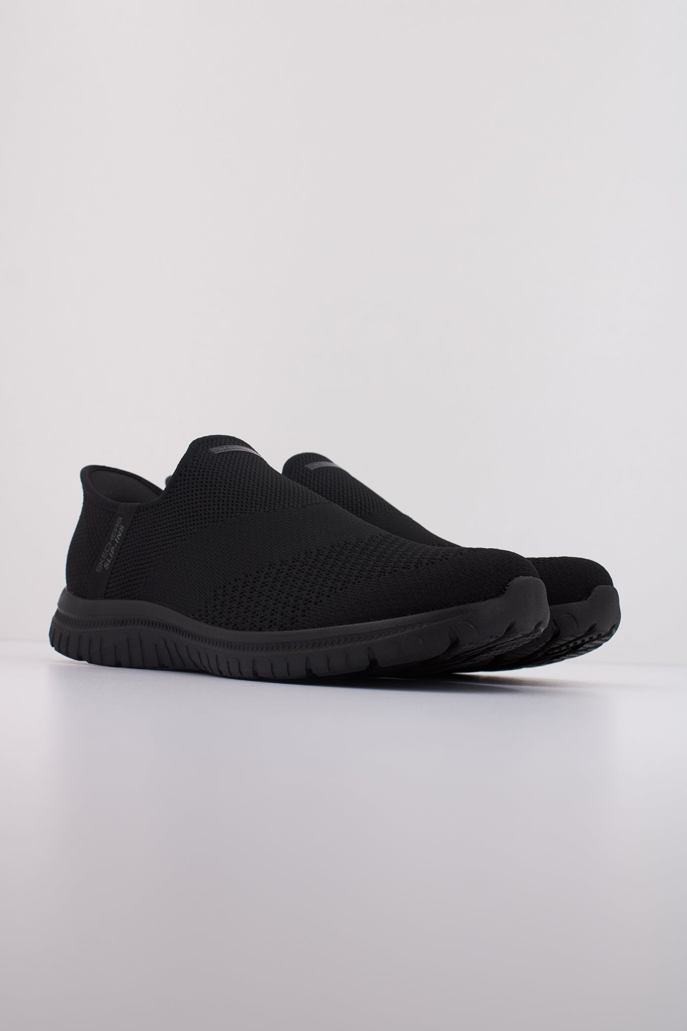 SKECHERS SLIP-INS VIRTUE - SL en color BBK  (2)