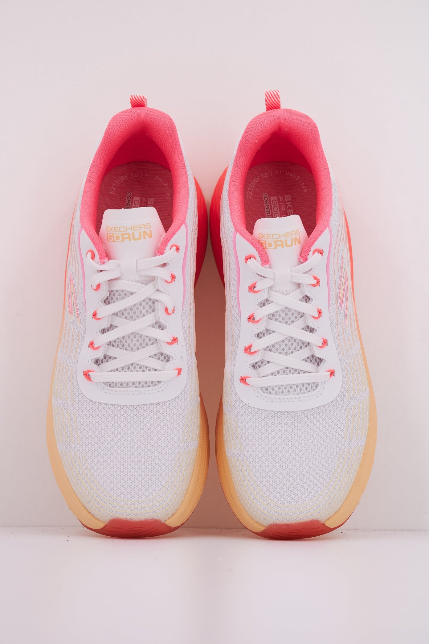 SKECHERS MAX CUSHIONING ELITE en color WPK  (3)