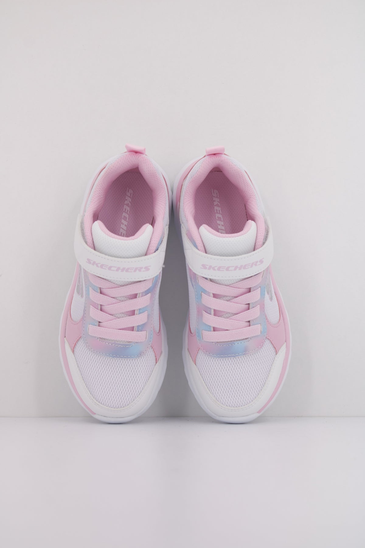 SKECHERS BOUNDLESS en color WMLT  (3)