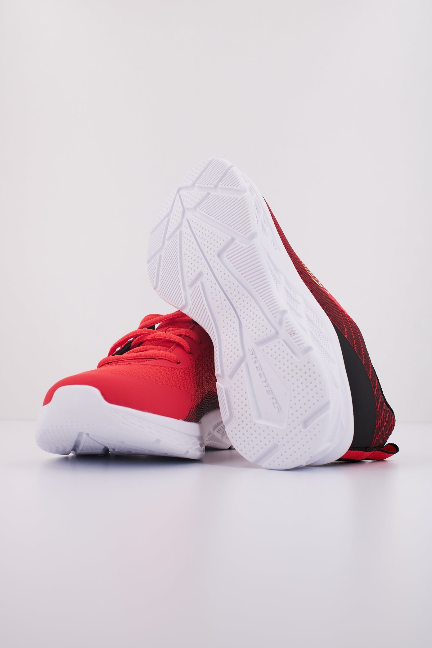 SKECHERS MICROSPEC II en color RDBK  (5)
