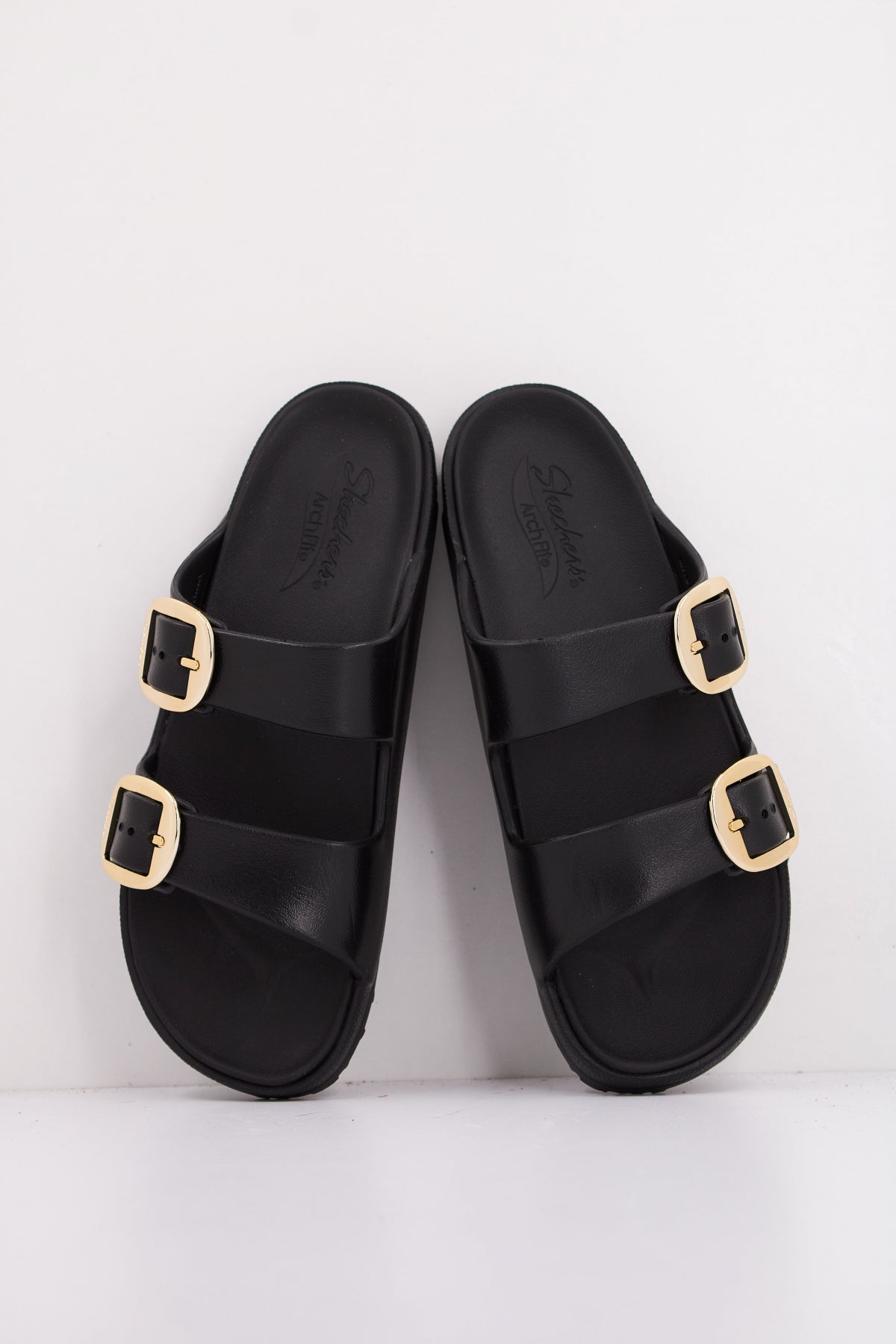 SKECHERS ARCH FIT CALI BREEZE en color BLK  (3)