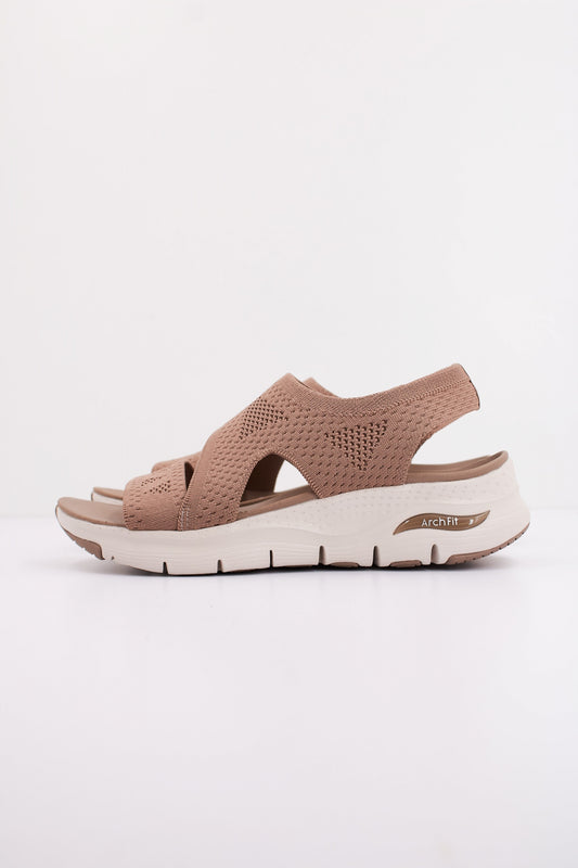 SKECHERS ARCH FIT en color MOC  (1)