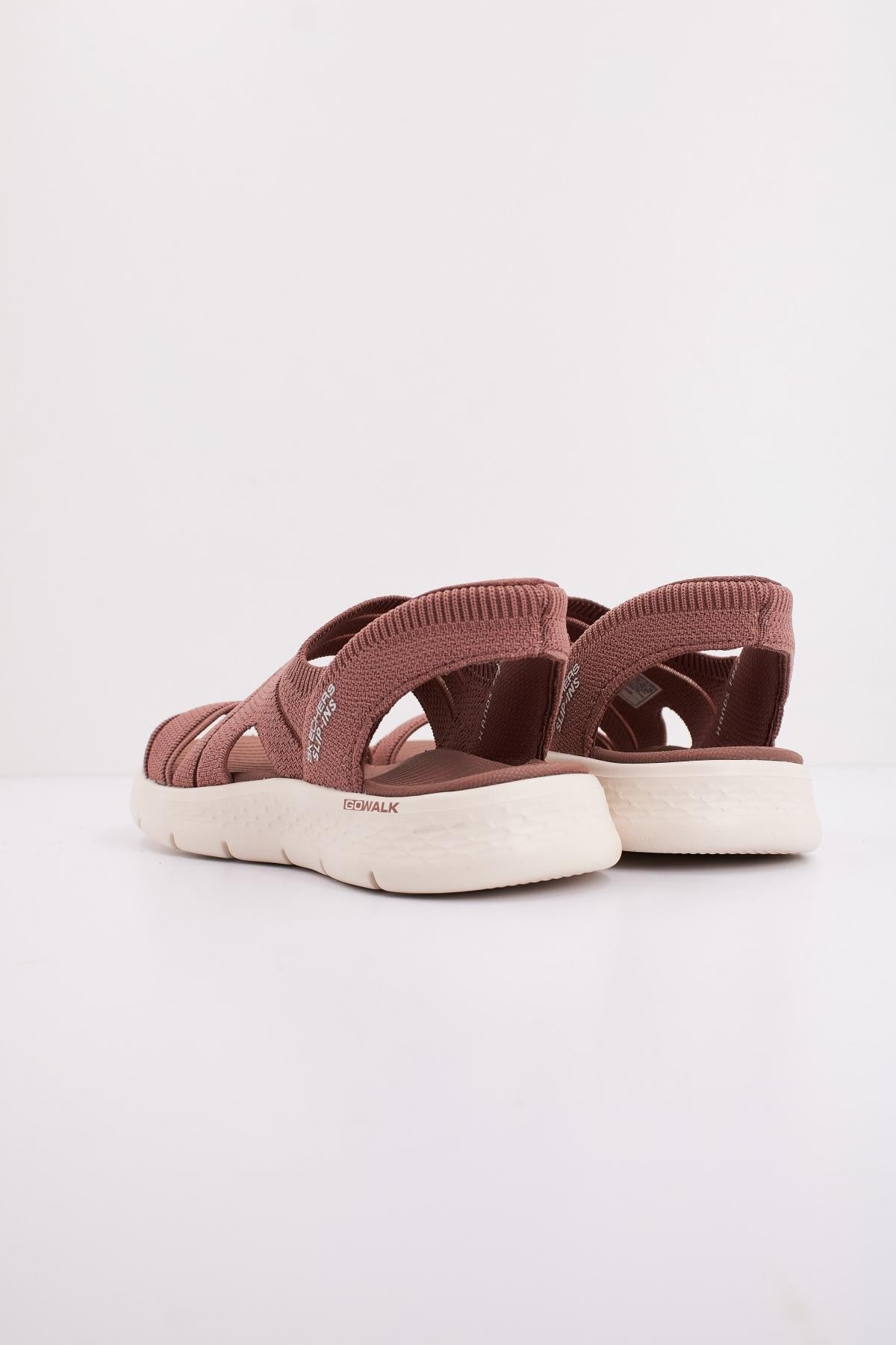 SKECHERS SLIP-INS  GO WALK FL en color BRN  (4)