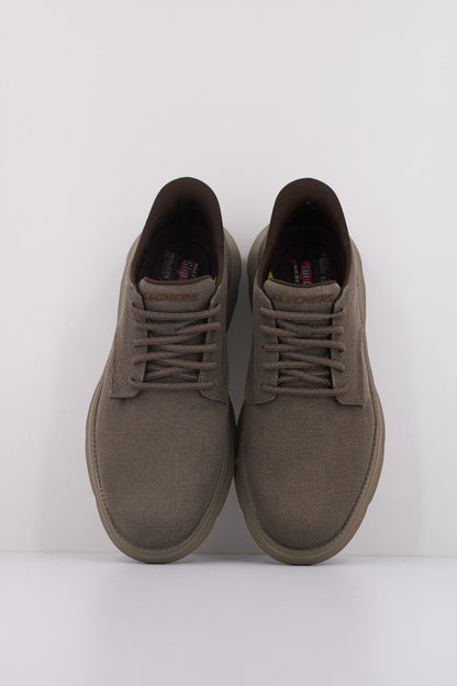 SKECHERS GARZA S SLIP-I en color DKTP  (3)