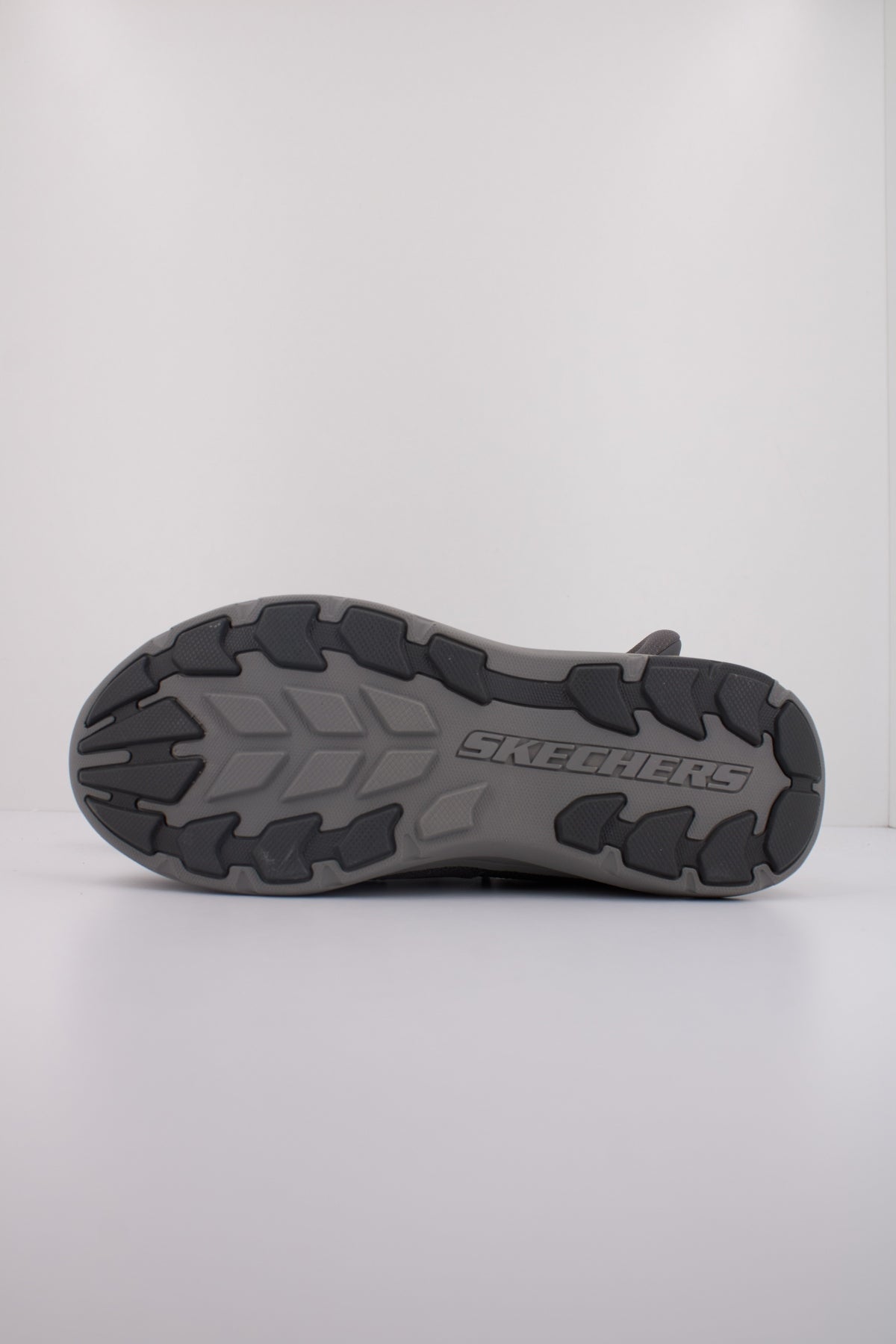 SKECHERS G POLLARD en color GRY  (5)