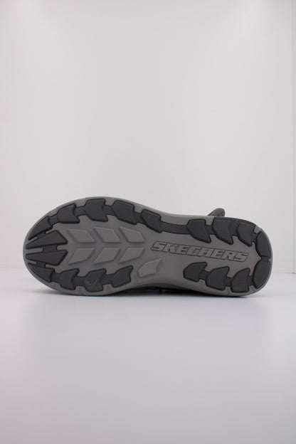 SKECHERS G POLLARD en color GRY  (5)