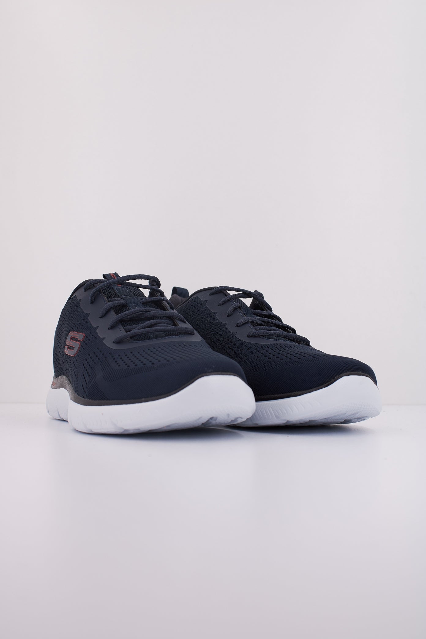 SKECHERS SUMMITS en color NVRD  (2)