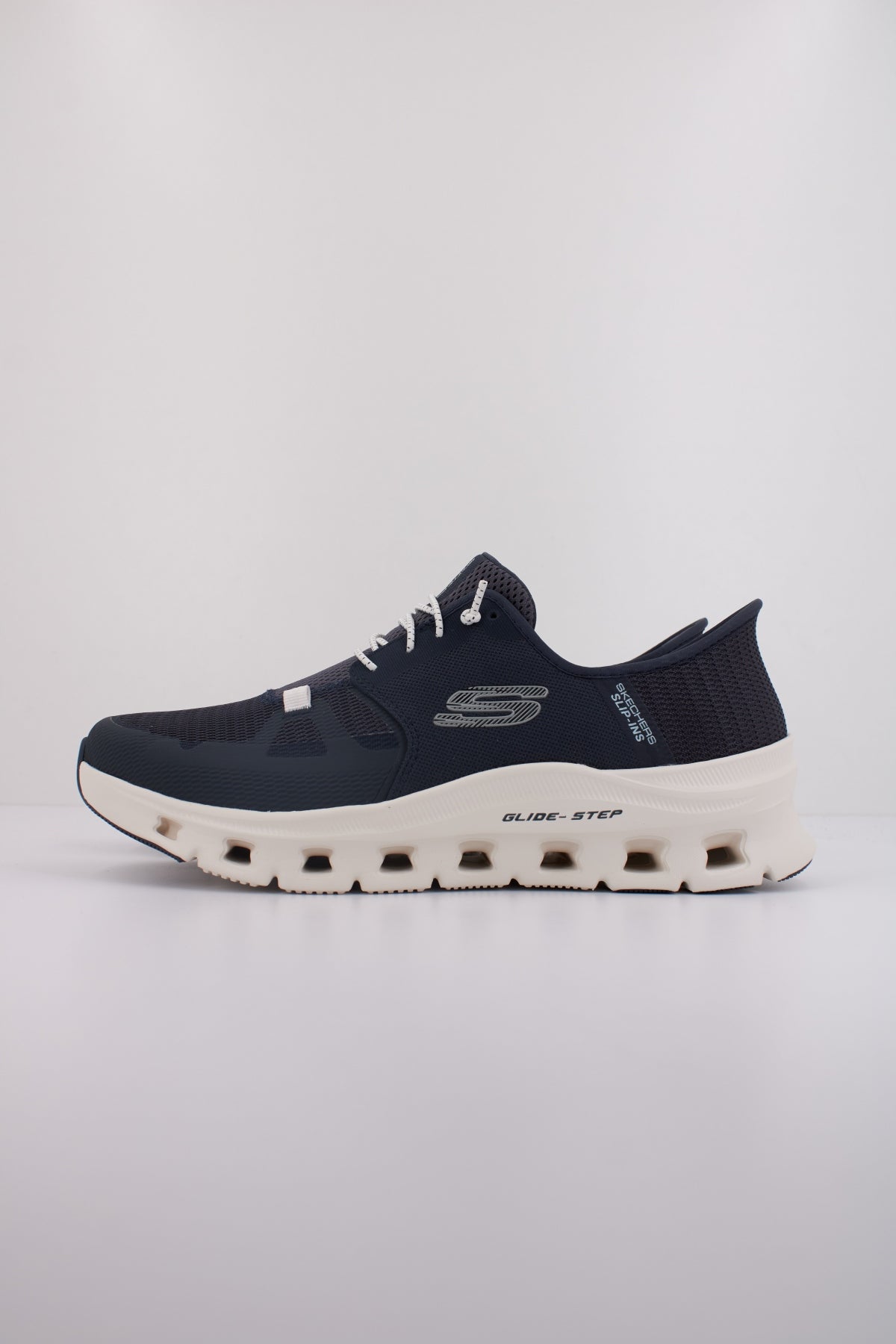 SKECHERS  GLIDE STEP PRO  en color NVY  (1)