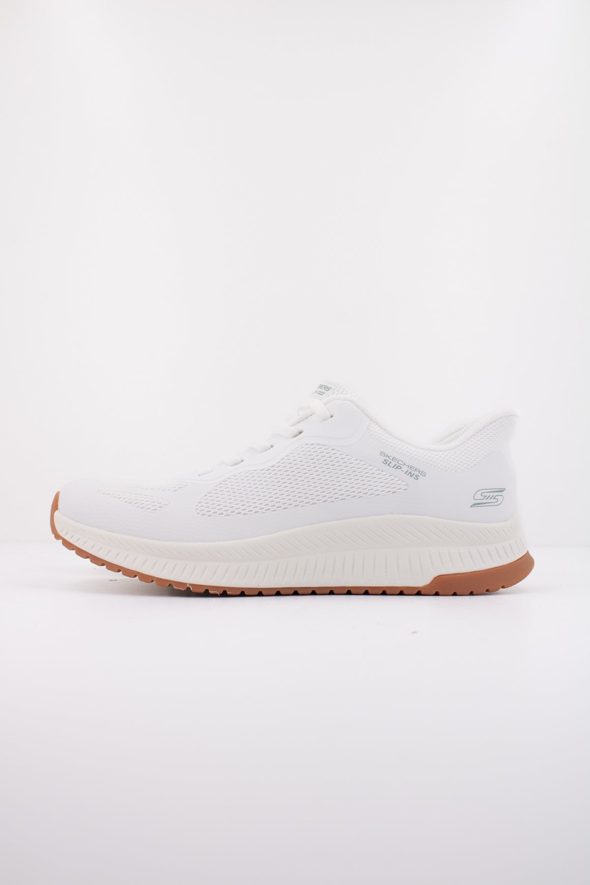 SKECHERS BOBS SQUAD  STAPLE  en color WHT  (1)