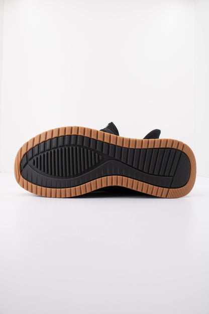 SKECHERS S BOBS SQUAD  en color BBK  (5)