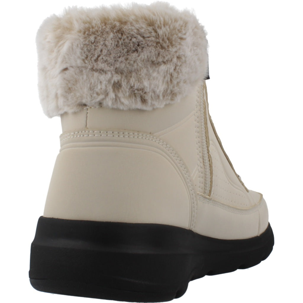 SKECHERS GLACIAL ULTRA MOUNTA en color NTBK  (3)