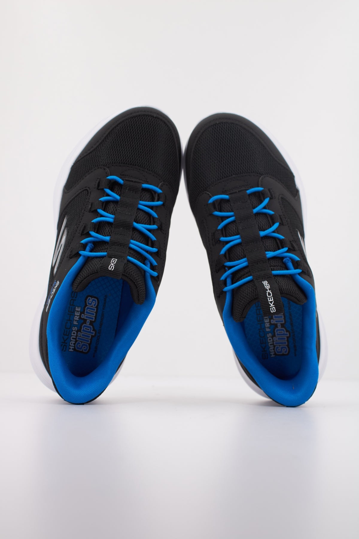 SKECHERS RUN  V TURBO BRI en color BKRY  (3)
